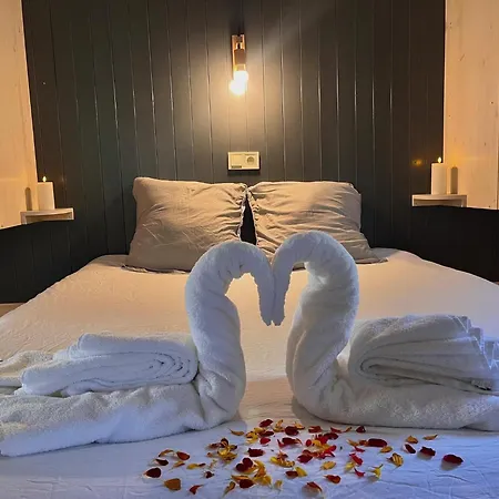 Campingplads Le Perigord Saint-Astier (Dordogne)